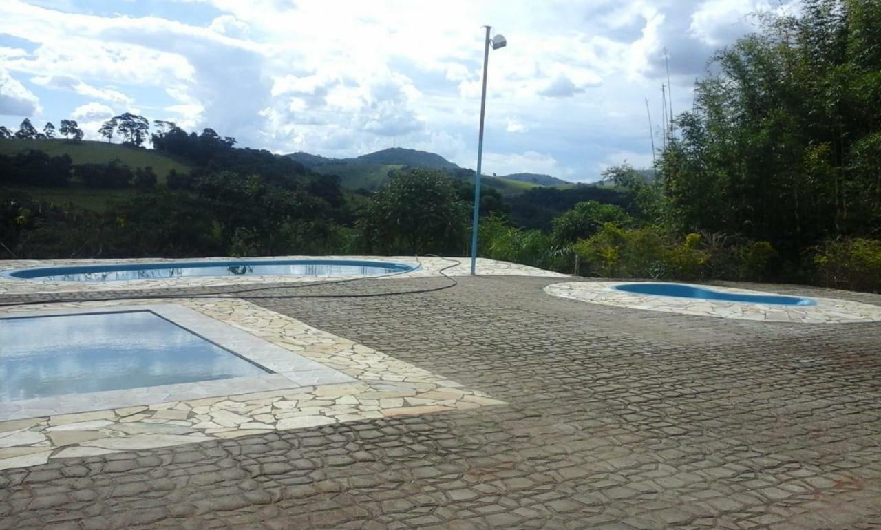 Вілла Sitio Lirio Do Vale- Munhoz, Mg Екстер'єр фото